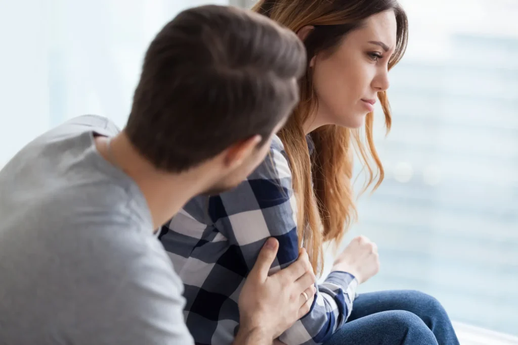 Couple with relationship problem, learning how to solve them so that they don't break up.